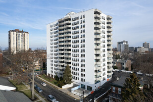 Whiteman House in Fort Lee, NJ - Foto de edificio - Building Photo