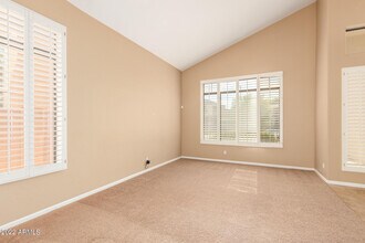 4906 E Hamblin Dr in Phoenix, AZ - Building Photo - Building Photo