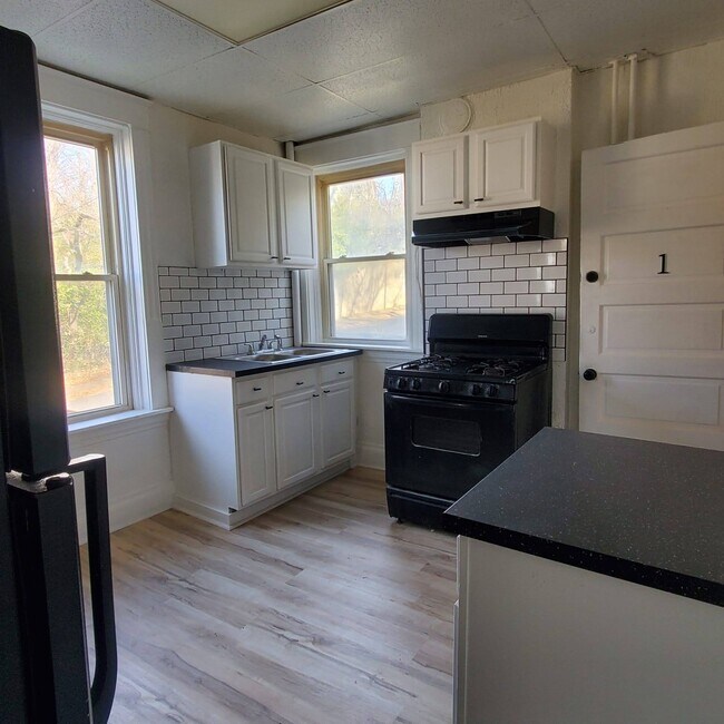 3442 Larona Ave in Cincinnati, OH - Building Photo - Building Photo