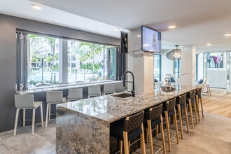 CERU in Boca Raton, FL - Foto de edificio - Interior Photo