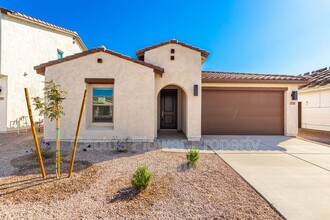 27515 N 30th Ln in Phoenix, AZ - Foto de edificio - Building Photo