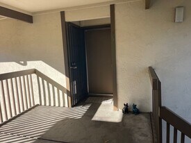 1707 Mahogany Way in Antioch, CA - Building Photo