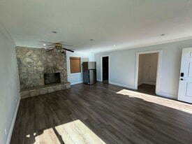 2526 E Balsam Ave in Anaheim, CA - Building Photo