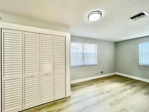 1930 SW 28th St, Unit C in Fort Lauderdale, FL - Building Photo - Building Photo