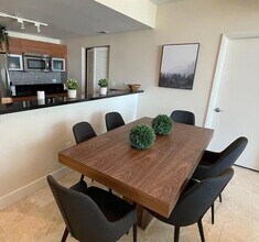 253 NE 2nd St, Unit 1501 in Miami, FL - Building Photo - Building Photo