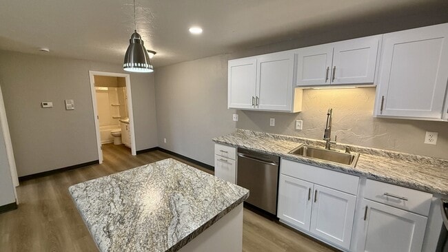 property at 2752 Humboldt Rd