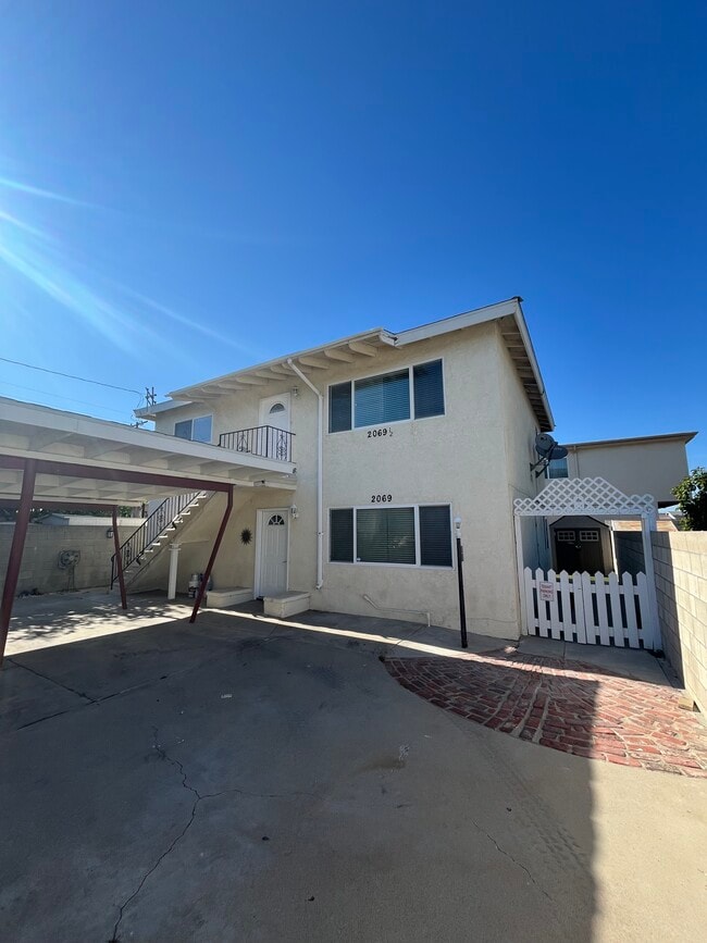 2069 250th St, Unit 250 st in Lomita, CA - Foto de edificio - Building Photo