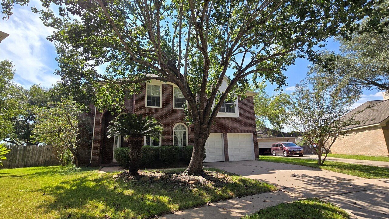 9906 Murray Landing in Missouri City, TX - Building Photo