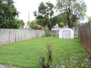 1026 Hathaway Ave in Louisville, KY - Building Photo - Building Photo