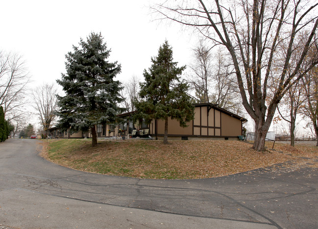 110 Front St in Groveport, OH - Building Photo - Building Photo