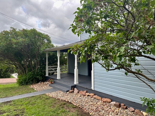 property at 347 Glenway St