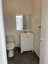 1219 NW 40th St, Unit 1 in Miami, FL - Building Photo - Building Photo