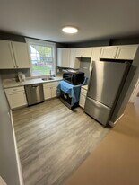 2 Walnut St, Unit 4 in Methuen, MA - Building Photo