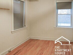 2206 W Foster Ave in Chicago, IL - Building Photo - Building Photo