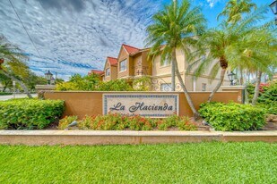 18326 NW 68th Ave in Hialeah, FL - Building Photo