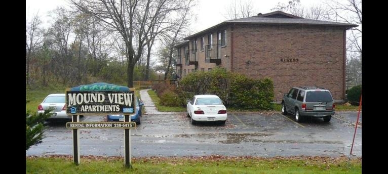 Mound View Apartments in Blue Mounds, WI - Building Photo