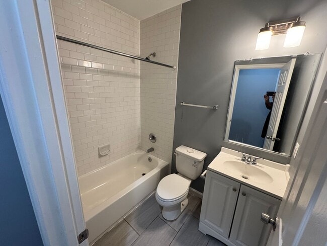 1712 R St SE in Washington, DC - Building Photo - Building Photo