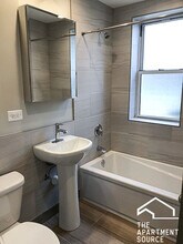 1931 W Winona St in Chicago, IL - Building Photo - Building Photo