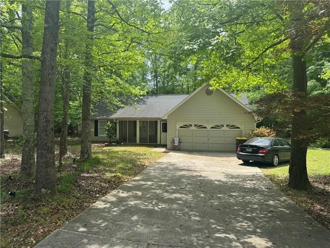 property at 731 Redwood Park