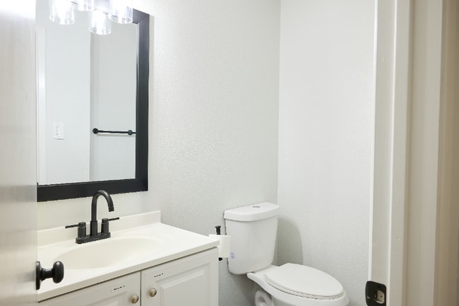 1711 S 1300 E in Salt Lake City, UT - Foto de edificio - Building Photo