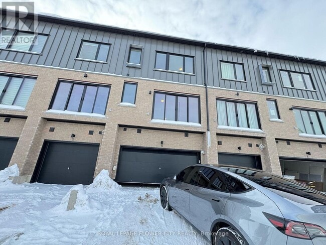 9 Rainwater Ln in Barrie, ON - Building Photo - Building Photo