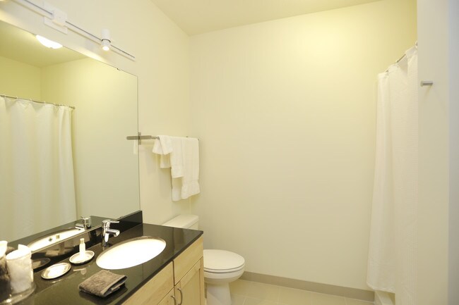 7west in Minneapolis, MN - Building Photo - Interior Photo