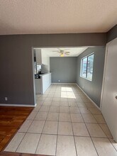 1611 Picadilly Way in Fullerton, CA - Building Photo - Building Photo