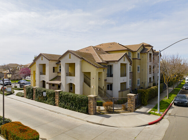 Balboa Park in Turlock, CA - Building Photo - Primary Photo