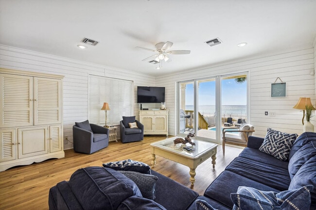 8013 Surf Dr, Unit SI ID1523322P in Panama City Beach, FL - Foto de edificio - Building Photo