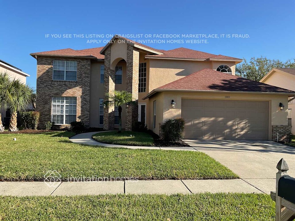 11415 Zenith Cir in Tampa, FL - Building Photo