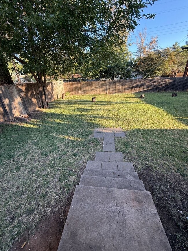 2612 30th St in Lubbock, TX - Building Photo - Building Photo