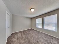 2168 Olympia Dr photo'