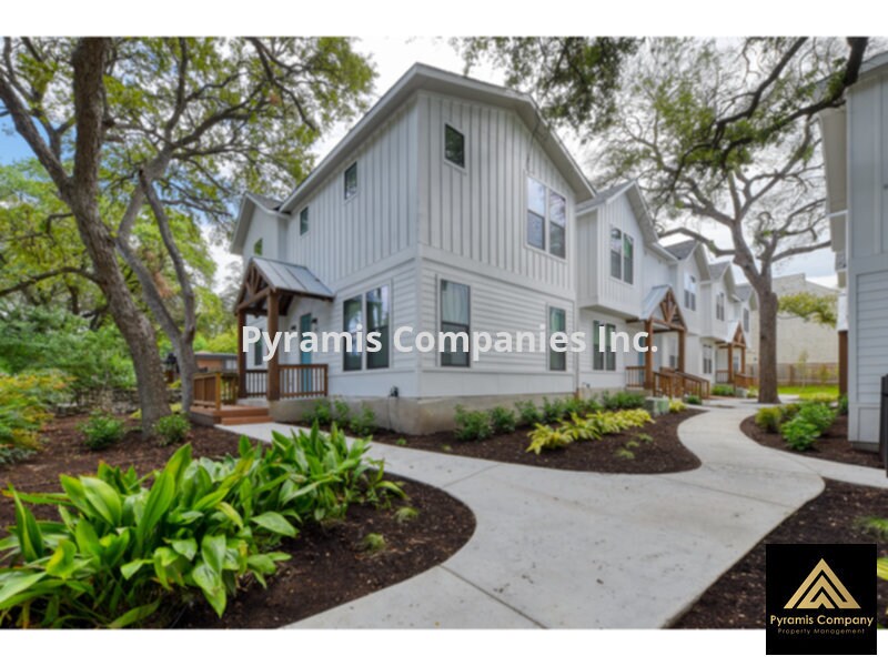 200 Melrose Pl in San Antonio, TX - Building Photo