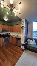 5740 Yonge St in Toronto, ON - Building Photo - Building Photo
