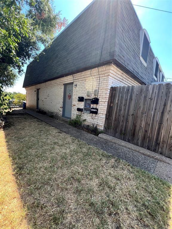 property at 2305 Barton Village Cir