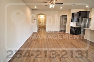 306 Danielle Dr in Killeen, TX - Building Photo - Building Photo