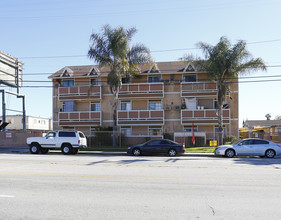 Casa Laurel in North Hollywood, CA - Building Photo - Building Photo