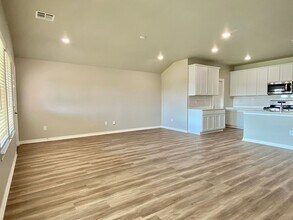 14516 Travertine Fls Ln in Oklahoma City, OK - Building Photo - Building Photo