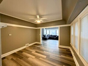 2215 N 15th St in Milwaukee, WI - Building Photo - Building Photo