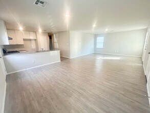 3230 Carducci Dr in Converse, TX - Building Photo - Building Photo