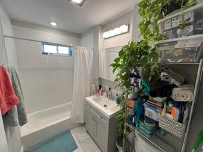 305 Highland Ave, Unit 1 in Somerville, MA - Building Photo - Building Photo