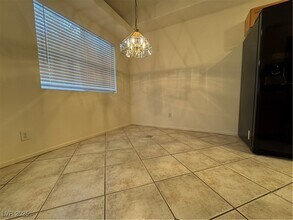 301 Pine Haven St in Las Vegas, NV - Building Photo - Building Photo