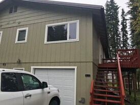 85 Pepperdine dr, Unit B in Fairbanks, AK - Building Photo