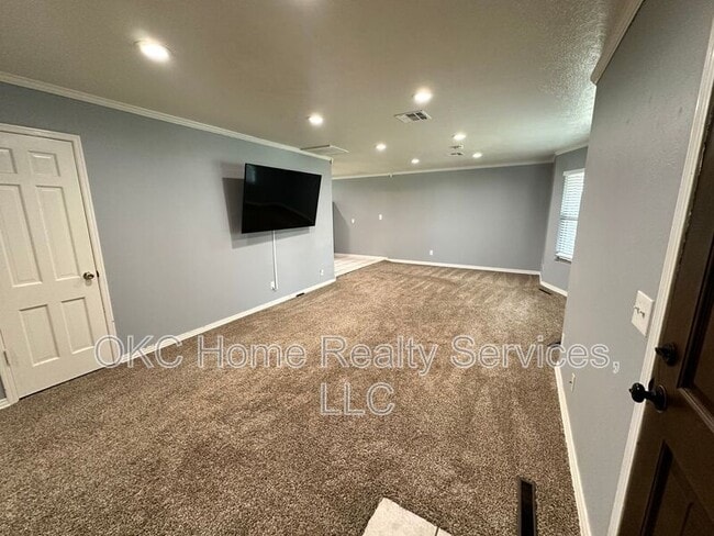 2250 NW 55th St in Oklahoma City, OK - Building Photo - Building Photo