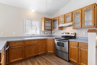 1239-71239 W 1800 N in Clinton, UT - Building Photo - Building Photo