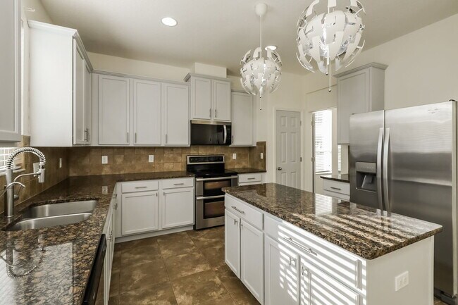 5594 Angelonia Terrace in Land O Lakes, FL - Building Photo - Building Photo