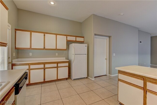 property at 1635 Marion Bennet Dr