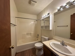 505 S Apple Rd in Osceola, IN - Building Photo - Building Photo