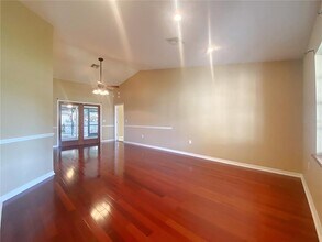 994 Country Lake Cir in Lake Wales, FL - Building Photo - Building Photo