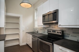 247 N Broadway in Lexington, KY - Building Photo - Building Photo